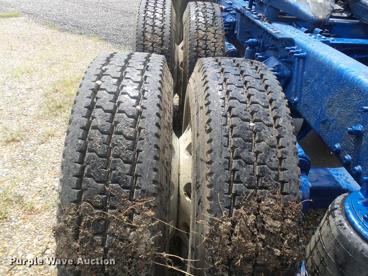 image for item DB7101 2007 Mack Vision CXN613 semi truck