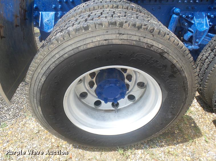 image for item DB7101 2007 Mack Vision CXN613 semi truck