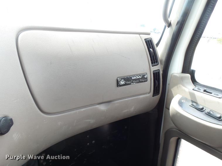 image for item DB7101 2007 Mack Vision CXN613 semi truck