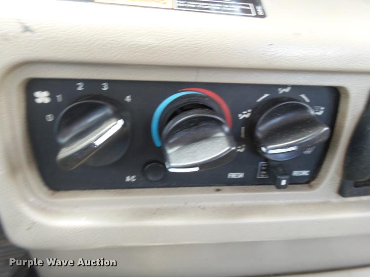 image for item DB7101 2007 Mack Vision CXN613 semi truck