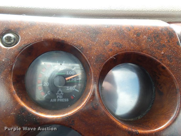 image for item DB7101 2007 Mack Vision CXN613 semi truck