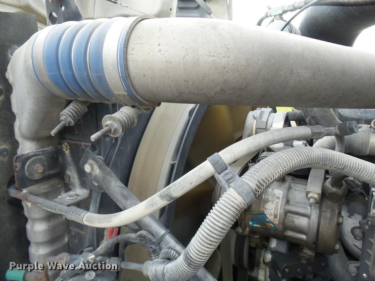 image for item DB7101 2007 Mack Vision CXN613 semi truck