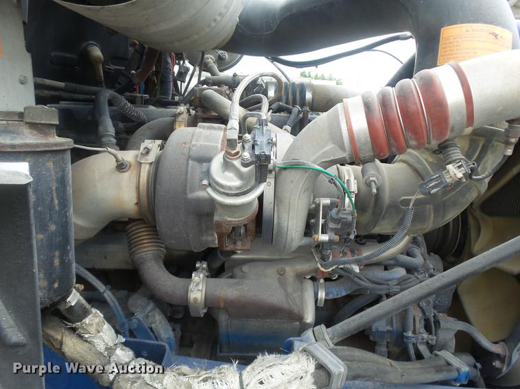 image for item DB7101 2007 Mack Vision CXN613 semi truck