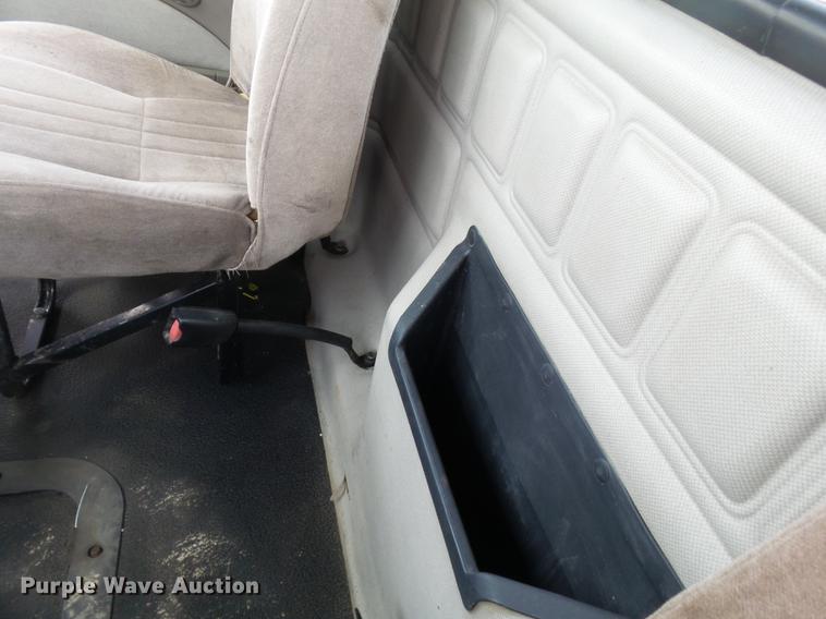 image for item DB7102 2007 Mack Vision CXN613 semi truck