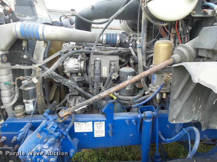 image for item DB7102 2007 Mack Vision CXN613 semi truck