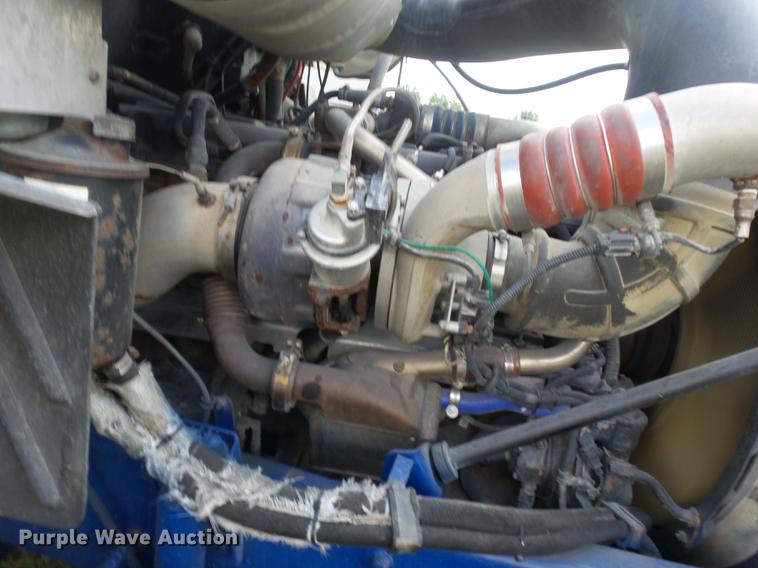 image for item DB7102 2007 Mack Vision CXN613 semi truck