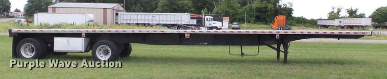 image for item DB7103 1996 Utility FS2CHAE flatbed trailer