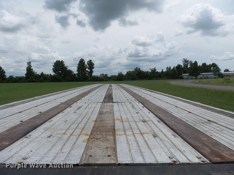 image for item DB7103 1996 Utility FS2CHAE flatbed trailer