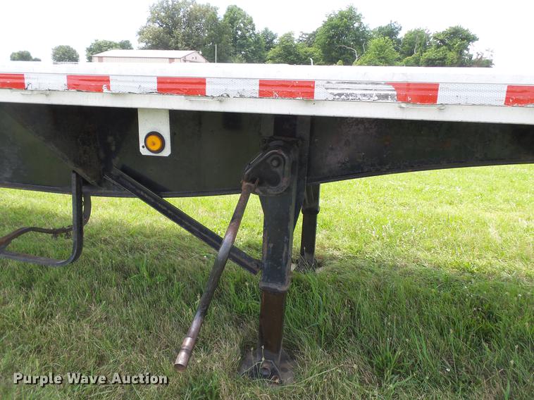 image for item DB7103 1996 Utility FS2CHAE flatbed trailer