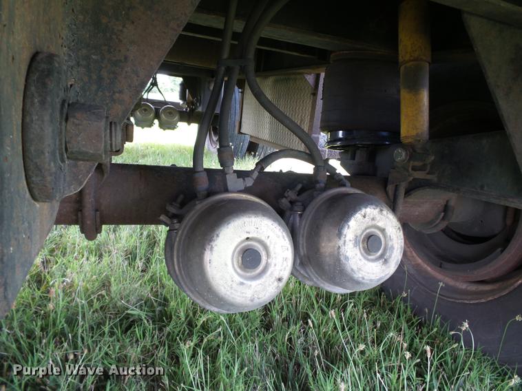 image for item DB7103 1996 Utility FS2CHAE flatbed trailer