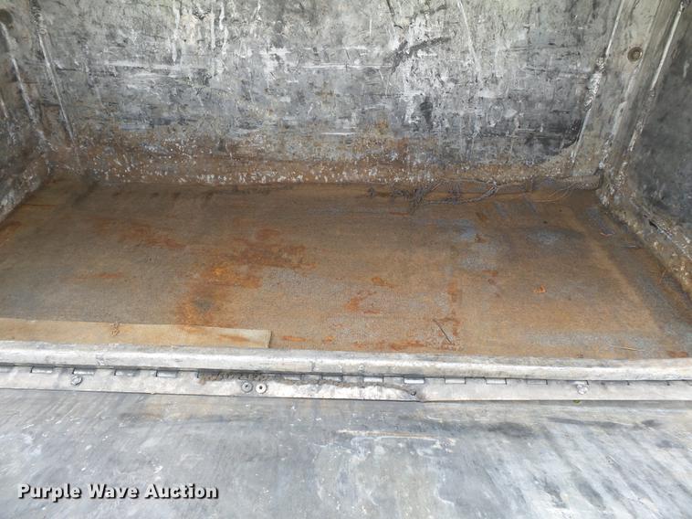 image for item DB7103 1996 Utility FS2CHAE flatbed trailer