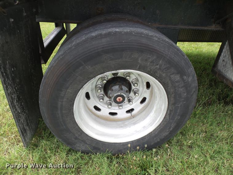 image for item DB7103 1996 Utility FS2CHAE flatbed trailer