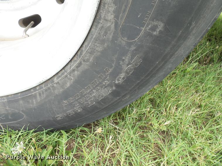 image for item DB7103 1996 Utility FS2CHAE flatbed trailer