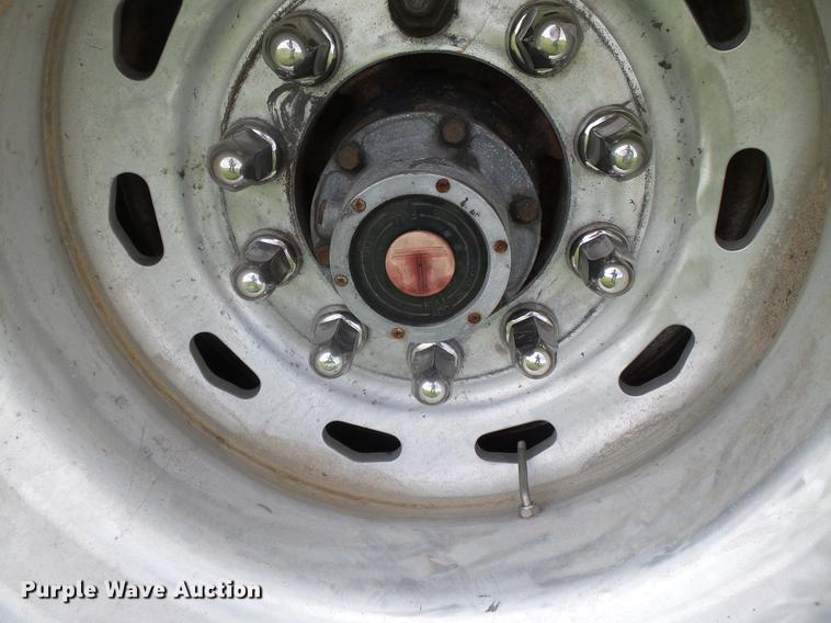 image for item DB7103 1996 Utility FS2CHAE flatbed trailer