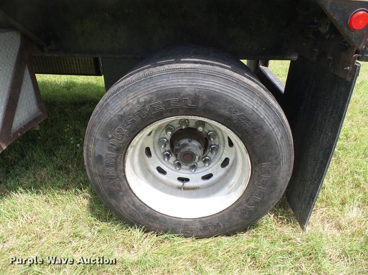 image for item DB7103 1996 Utility FS2CHAE flatbed trailer