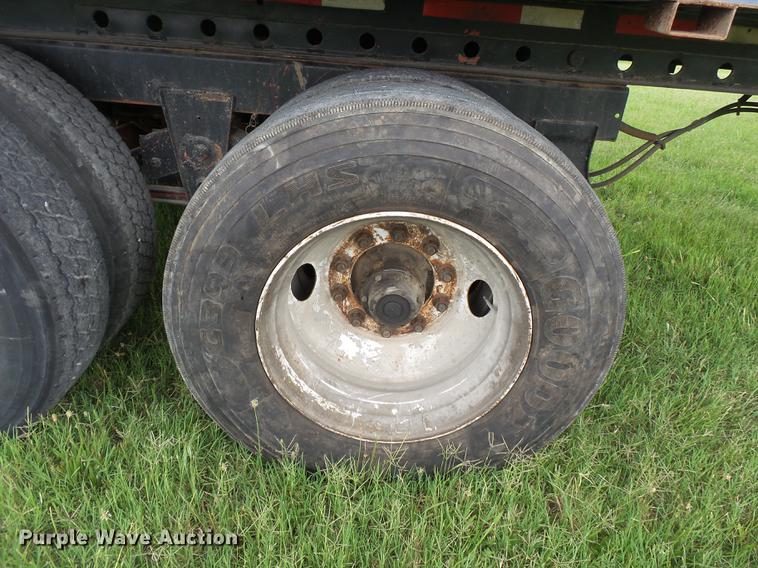 image for item DB7104 1995 Stoughton EC03GN-48/53T-S debris trailer