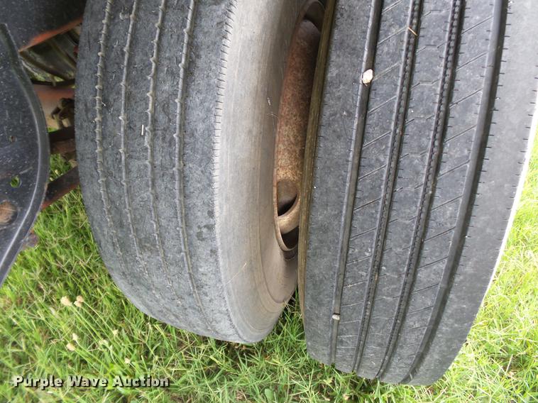 image for item DB7104 1995 Stoughton EC03GN-48/53T-S debris trailer