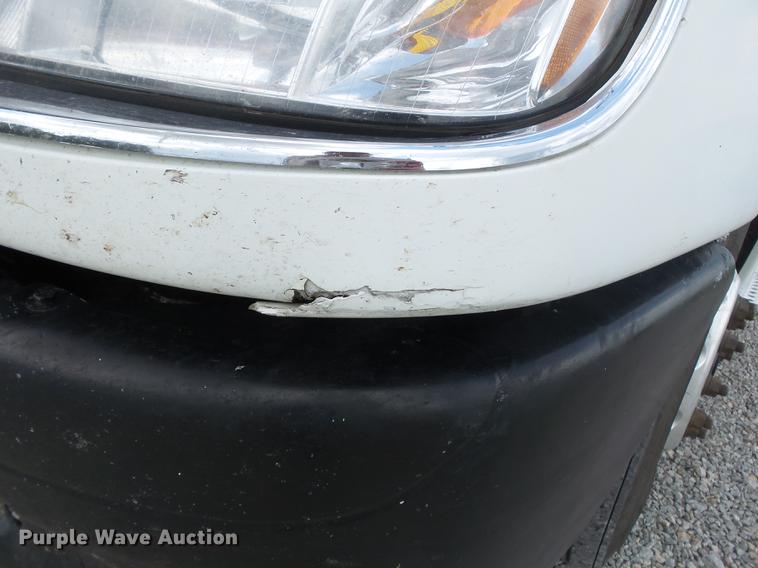 image for item DB7105 2005 Freightliner Columbia semi truck