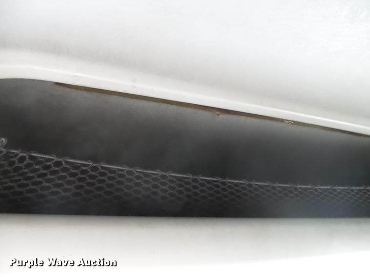 image for item DB7105 2005 Freightliner Columbia semi truck