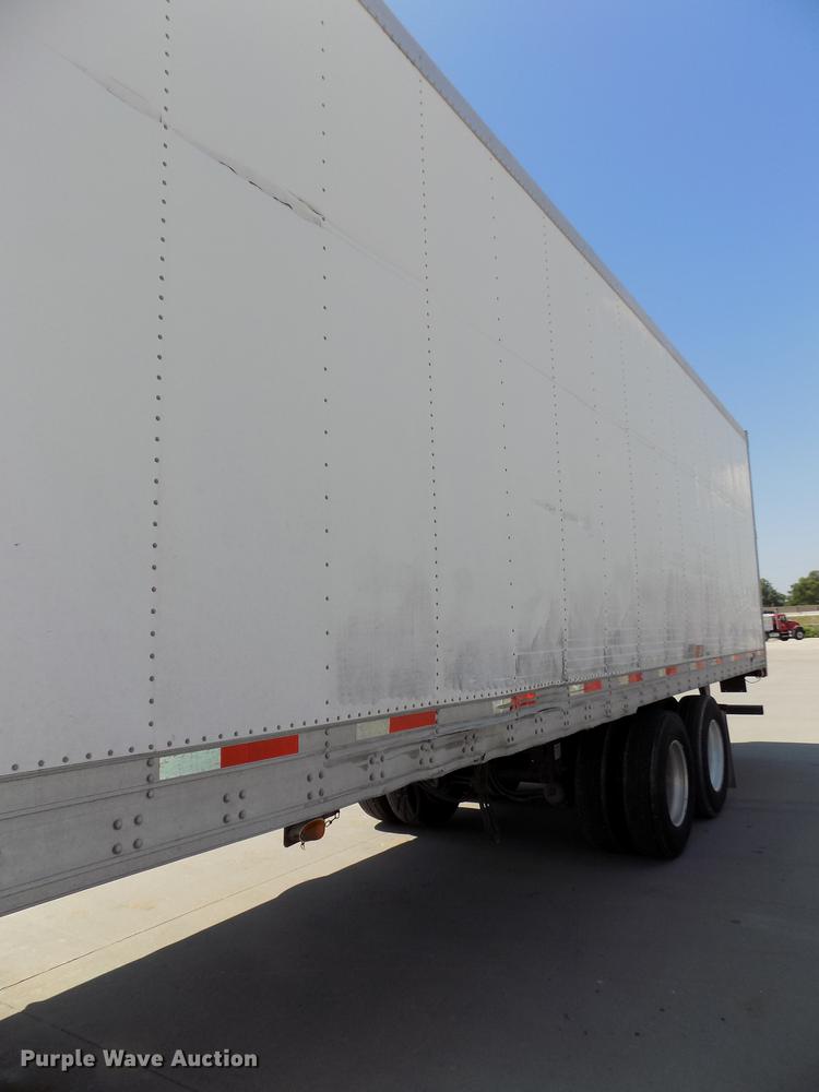 image for item DB8679 2007 Utility 3000R refrigerated van trailer