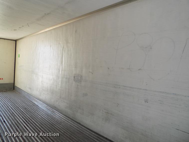 image for item DB8679 2007 Utility 3000R refrigerated van trailer