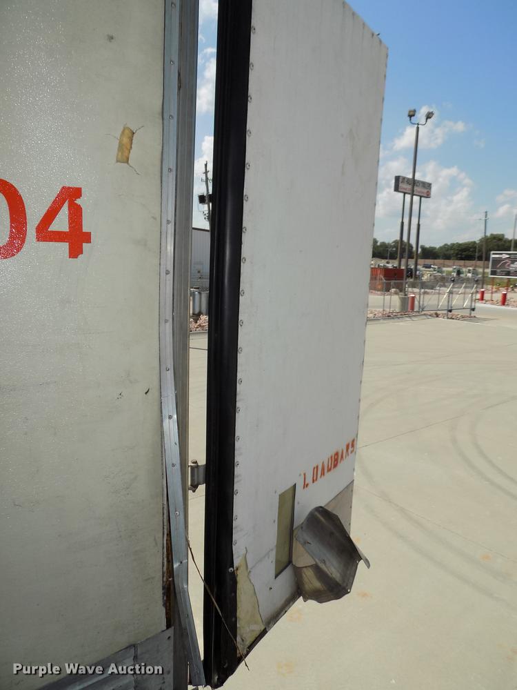 image for item DB8679 2007 Utility 3000R refrigerated van trailer