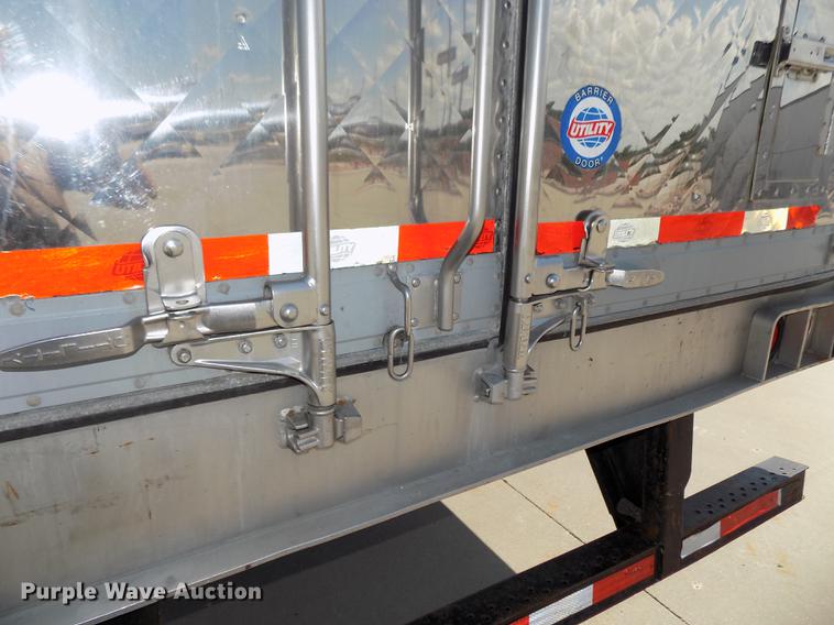 image for item DB8679 2007 Utility 3000R refrigerated van trailer