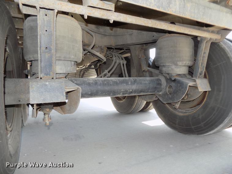 image for item DB8679 2007 Utility 3000R refrigerated van trailer