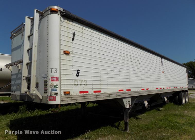 image for item DB8681 2010 Timpte Super Hopper double hopper bottom grain trailer