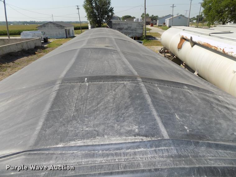 image for item DB8681 2010 Timpte Super Hopper double hopper bottom grain trailer