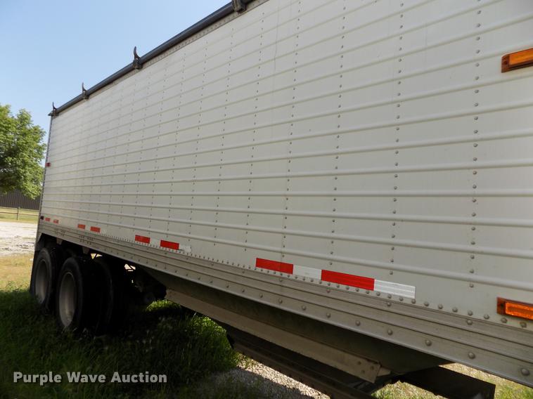 image for item DB8681 2010 Timpte Super Hopper double hopper bottom grain trailer