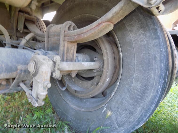 image for item DB8681 2010 Timpte Super Hopper double hopper bottom grain trailer