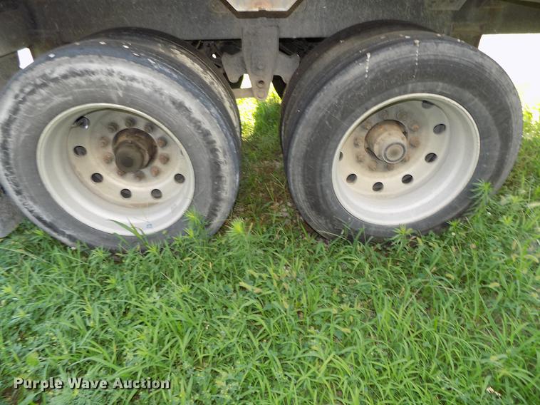 image for item DB8681 2010 Timpte Super Hopper double hopper bottom grain trailer
