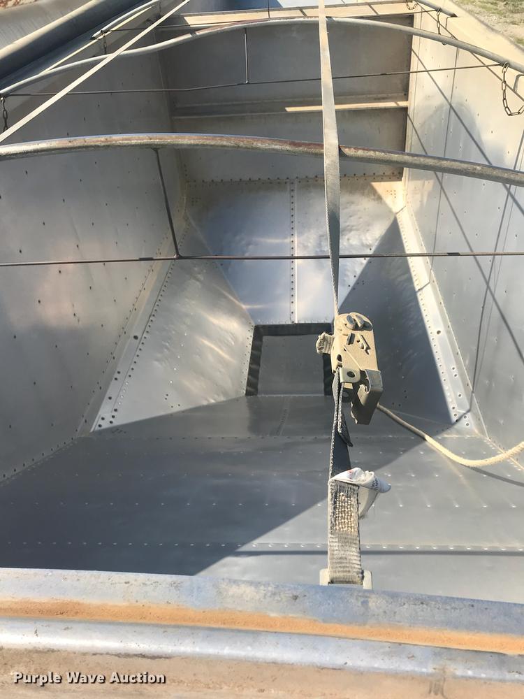 image for item DB8681 2010 Timpte Super Hopper double hopper bottom grain trailer