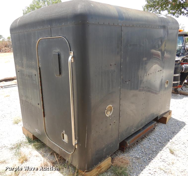 image for item DK9878 Peterbilt 359 sleeper