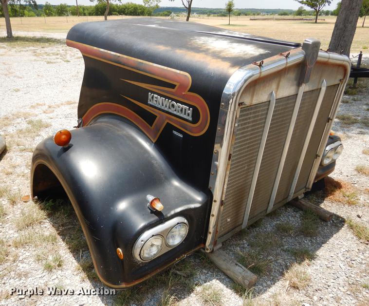 image for item DK9879 Kenworth hood