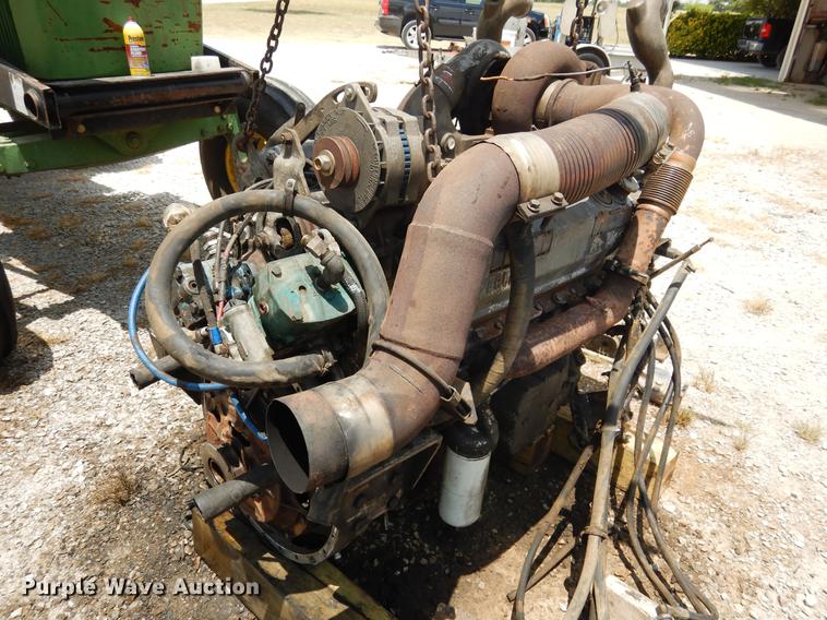 image for item DK9881 Detroit Diesel 8V92 12.6L eight cylinder diesel engine
