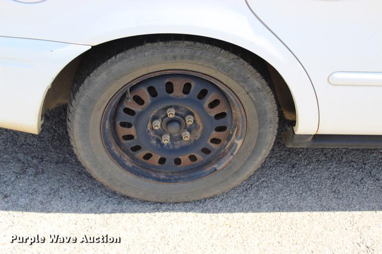 image for item BE9331 2004 Ford Taurus LX