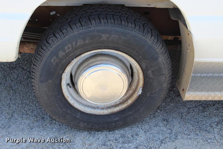 image for item BE9333 1999 Ford Econoline E350 Extended van