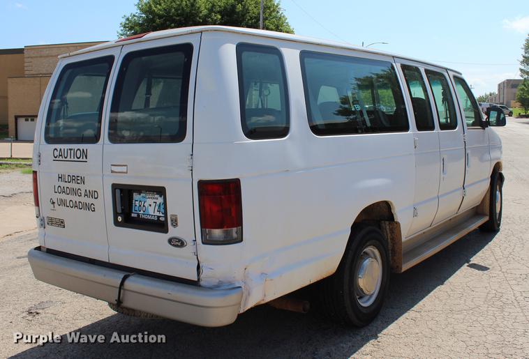 image for item BE9334 2000 Ford Econoline E350 XL van