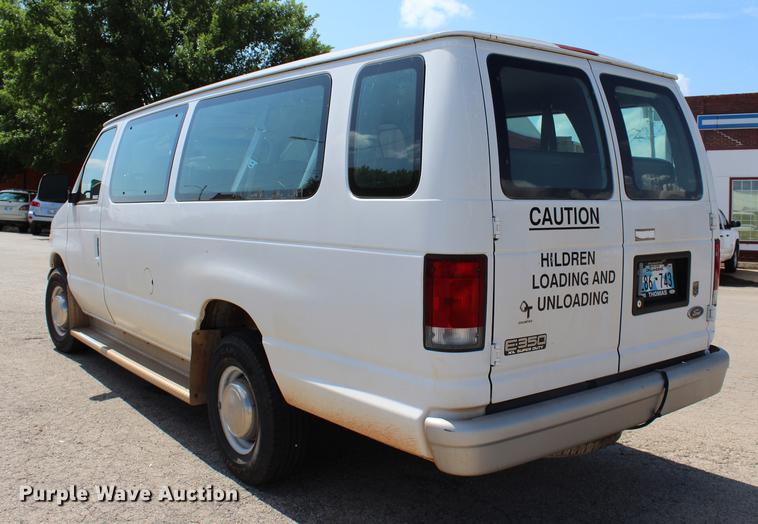 image for item BE9334 2000 Ford Econoline E350 XL van