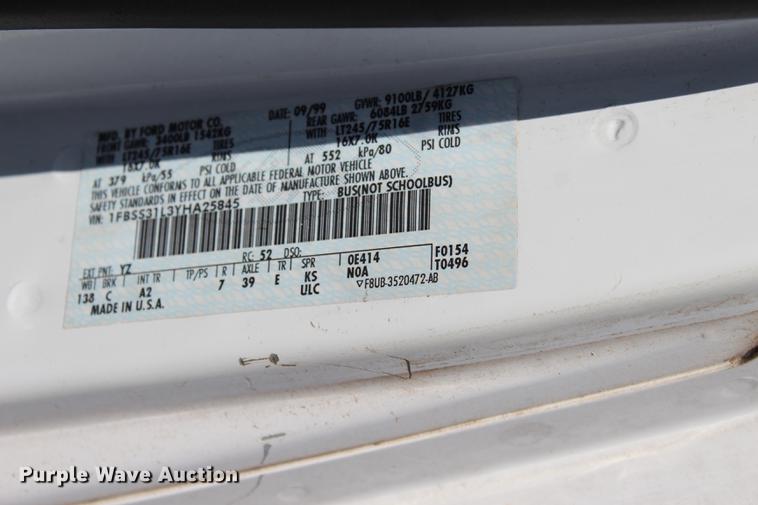 image for item BE9334 2000 Ford Econoline E350 XL van