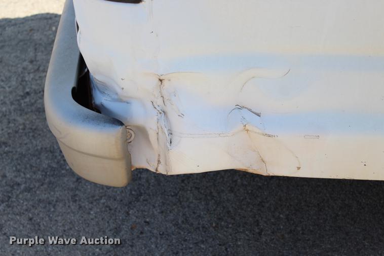 image for item BE9334 2000 Ford Econoline E350 XL van