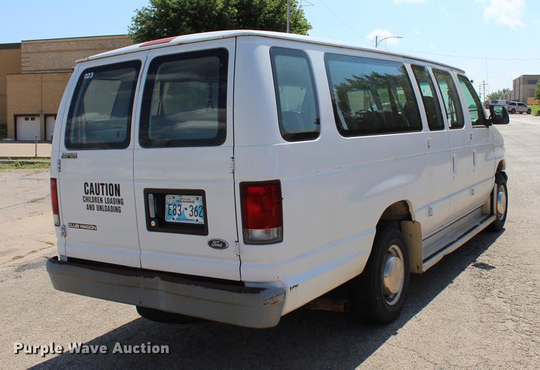 image for item BE9335 1998 Ford Club Wagon XL Super van