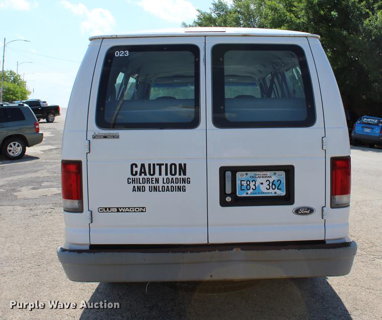 image for item BE9335 1998 Ford Club Wagon XL Super van