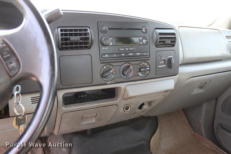 image for item BE9337 2007 Ford F250 Super Duty XLT SuperCab pickup truck