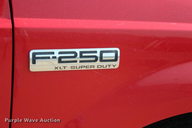 image for item BE9337 2007 Ford F250 Super Duty XLT SuperCab pickup truck
