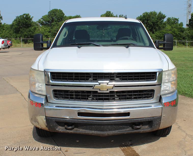 image for item BE9338 2009 Chevrolet Silverado 2500HD Ext. Cab pickup truck