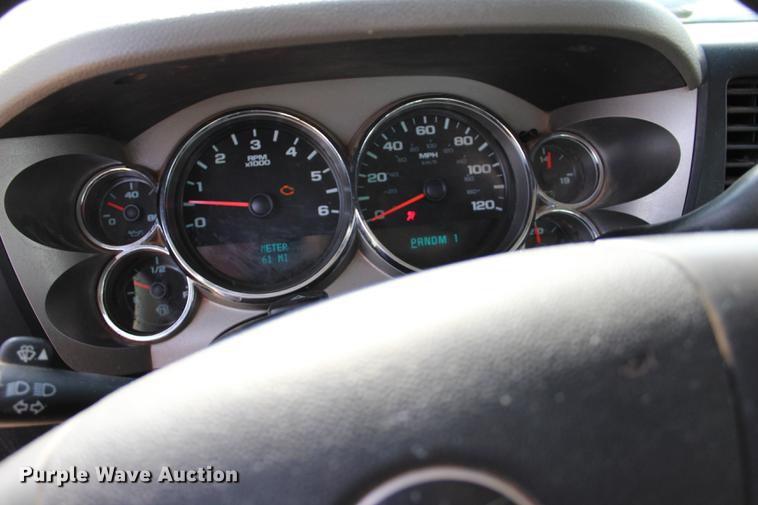 image for item BE9338 2009 Chevrolet Silverado 2500HD Ext. Cab pickup truck