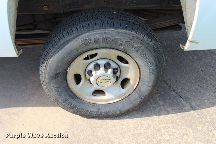image for item BE9338 2009 Chevrolet Silverado 2500HD Ext. Cab pickup truck